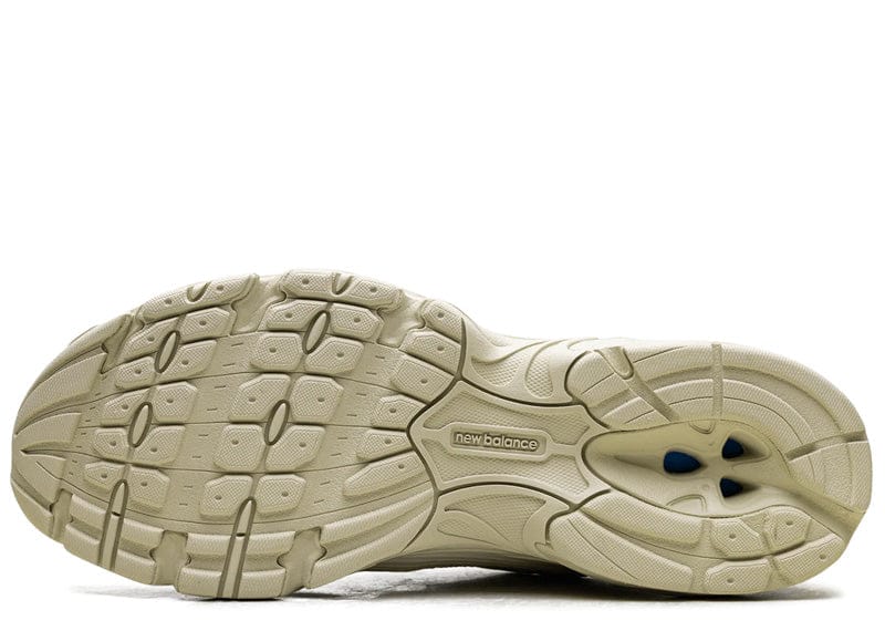 New Balance 530 Mineral