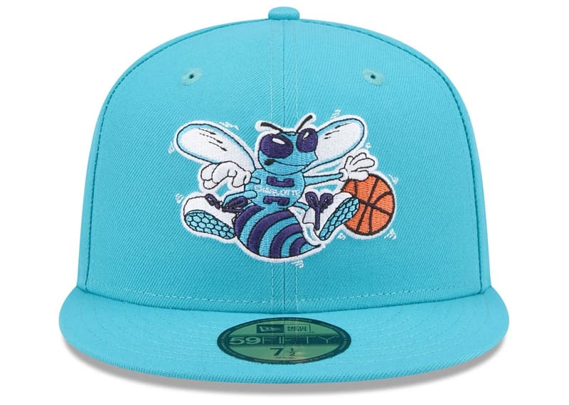 New Era Charlotte Hornets 1988-2002 Hardwood Classics 59FIFTY Fitted Hat Teal 7 3/4