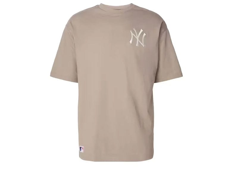 New Era MLB League Essentials LC OS Tee New York Yankees Ash Brown/Off White