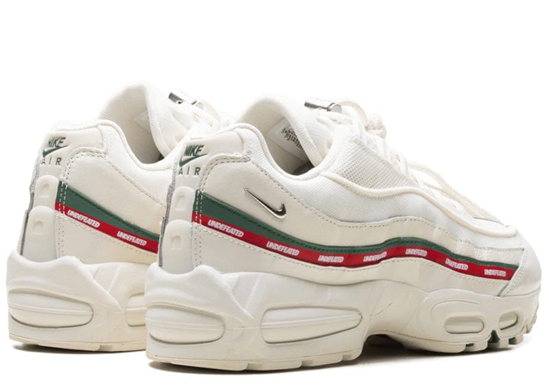 Nike Air Max 95 SP Undefeated Sail