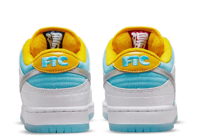 Nike Dunk Low SB x FTC ‘Lagoon Pulse’ (Regular Box)