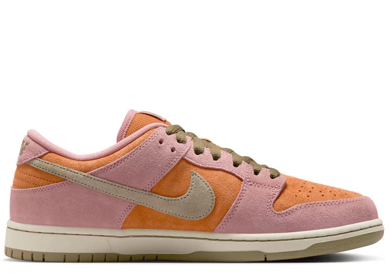 Nike SB Dunk Low Red Stardust