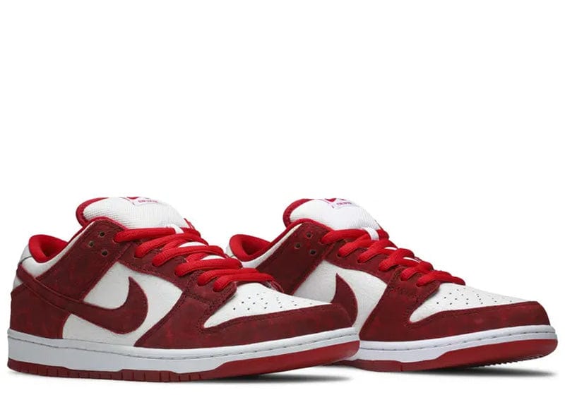 Nike SB Dunk Low Valentine's Day (2014)