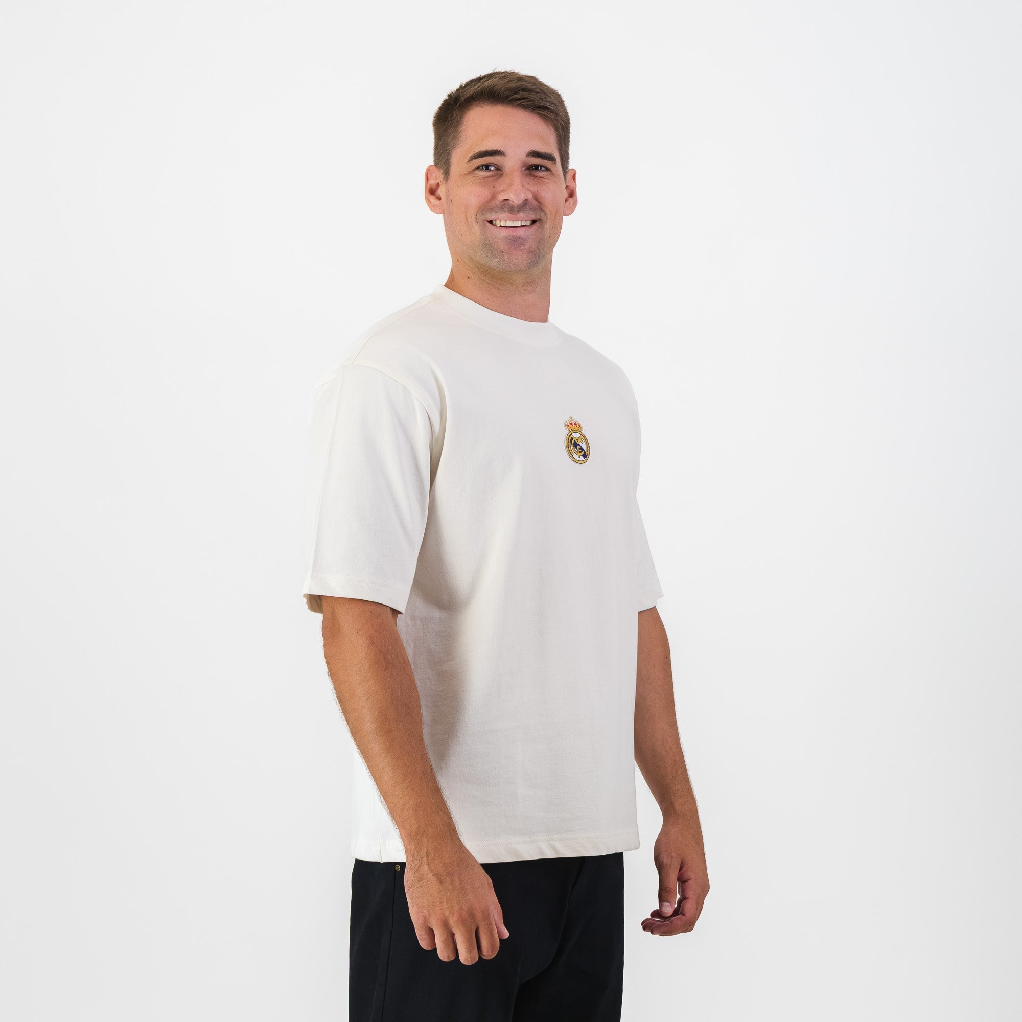 Real Madrid Crest Boxy Tee-Cloud Dancer