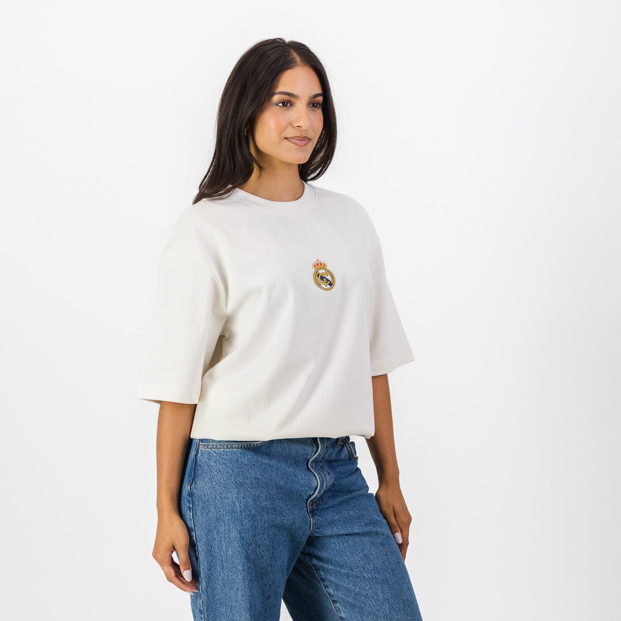 Real Madrid Crest Boxy Tee-Cloud Dancer