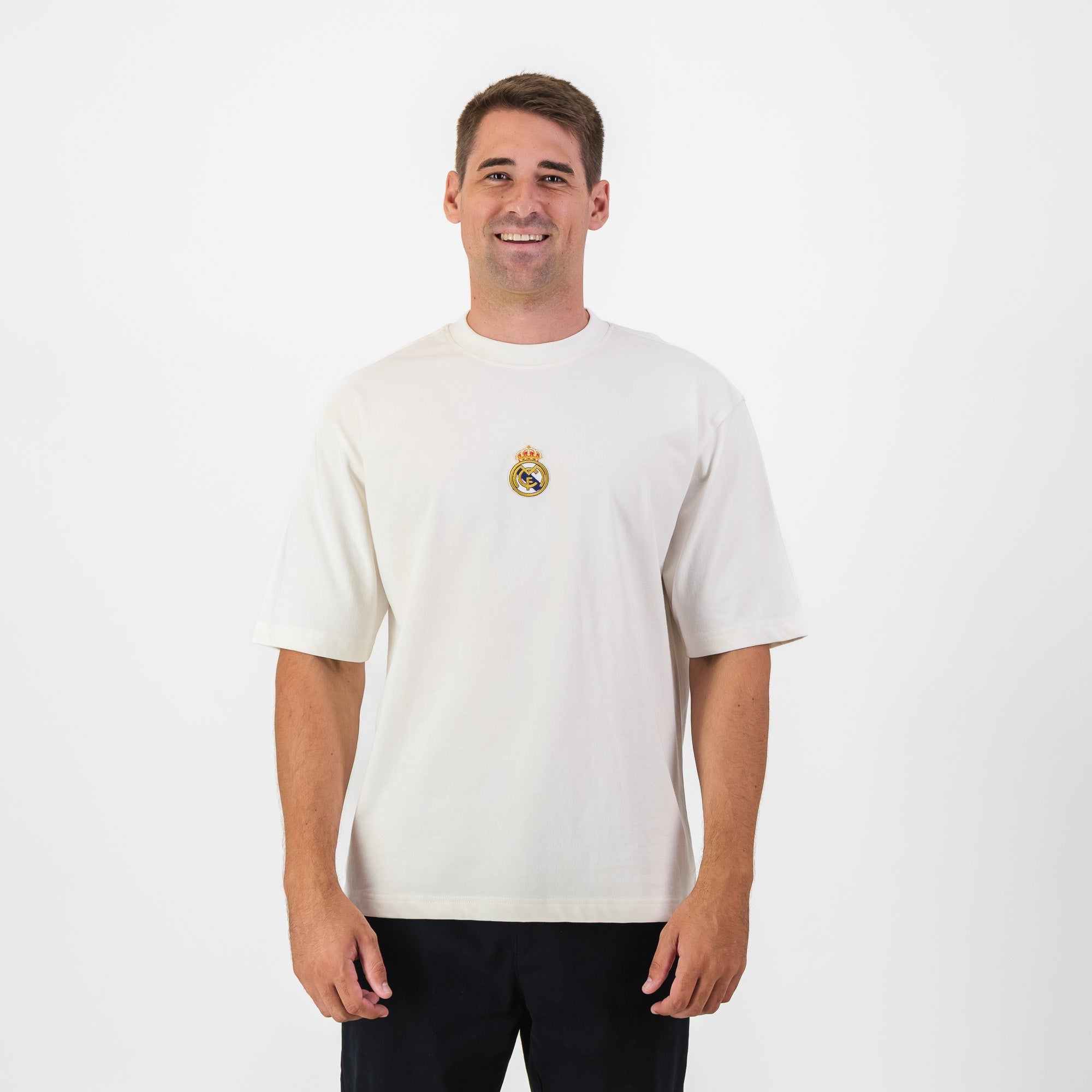 Real Madrid Crest Boxy Tee-Cloud Dancer